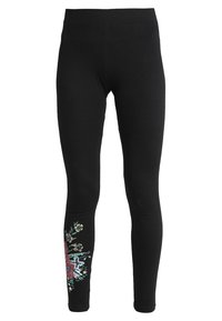 Černé legíny vyrobené z elastické látky, zdobené barevným květinovým vyšíváním na jedné noze, s vysokým pasem a hladkým povrchem.