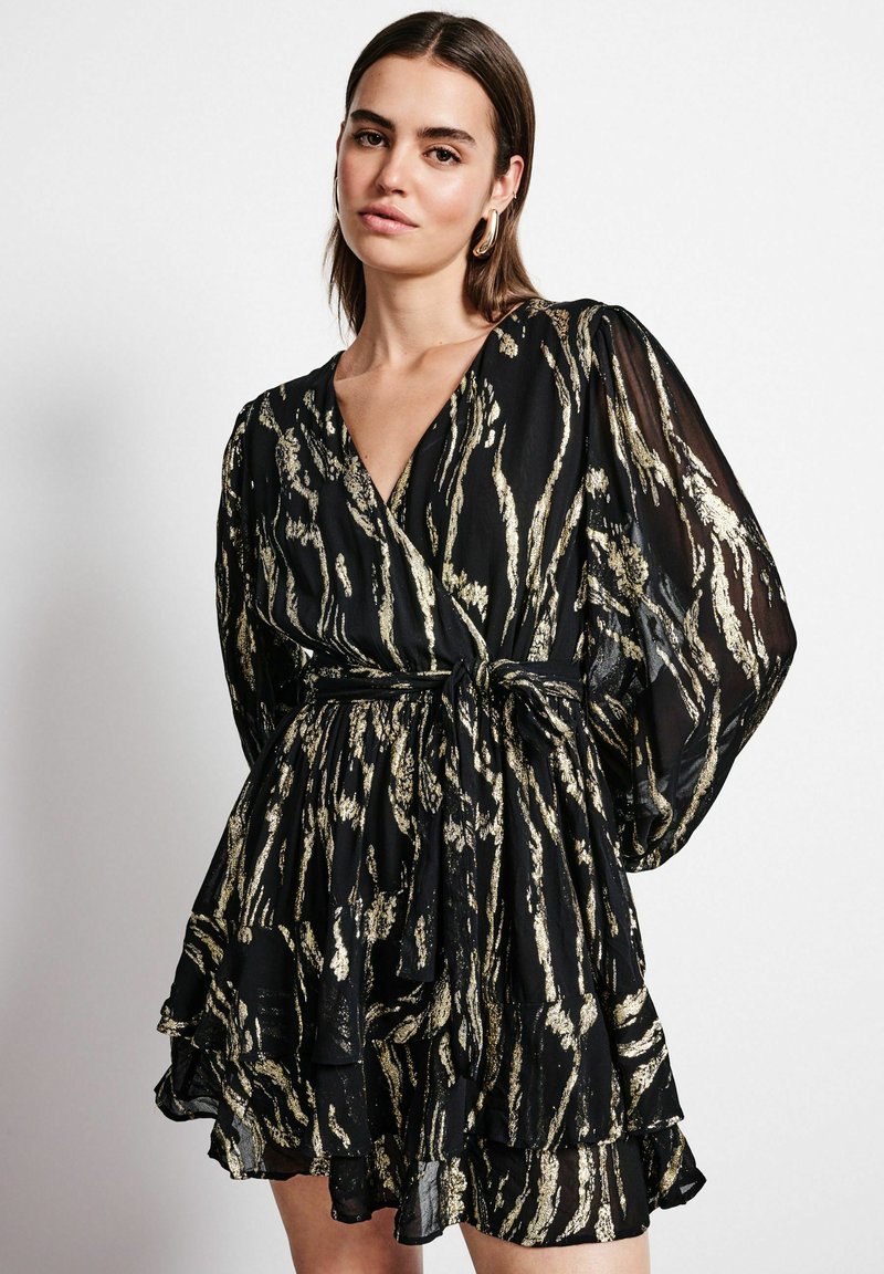 Next REGULAR FIT - MINI WRAP RUFFLE  - Nappali ruha - black gold
