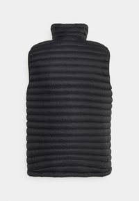 Czarna, pikowana kamizelka z wysokim kołnierzem, z poziomymi wzorami pikowania, gładką fakturą i bez zewnętrznych kieszeni.