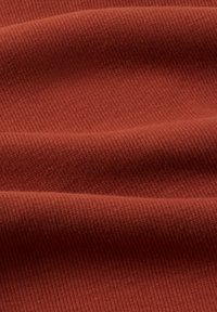 Unselected, brown