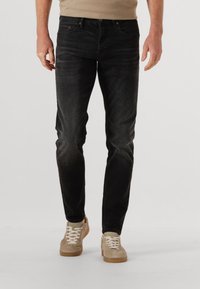 Niet geselecteerd, ncb night coal black