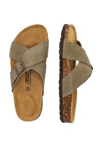 Sandales en daim vertes avec des brides croisées et une boucle en métal, dotées d'une semelle intermédiaire en liège rembourrée et d'une semelle extérieure en caoutchouc texturé. Taille 38.