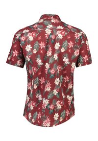 Camicetta a maniche corte di colore bordeaux con un motivo floreale in rosa, bianco e verde, arricchita da sottili dettagli di foglia. Design con colletto classico.