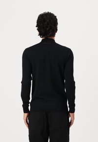 KARL LAGERFELD TURTLE NECK - Džemperis - black