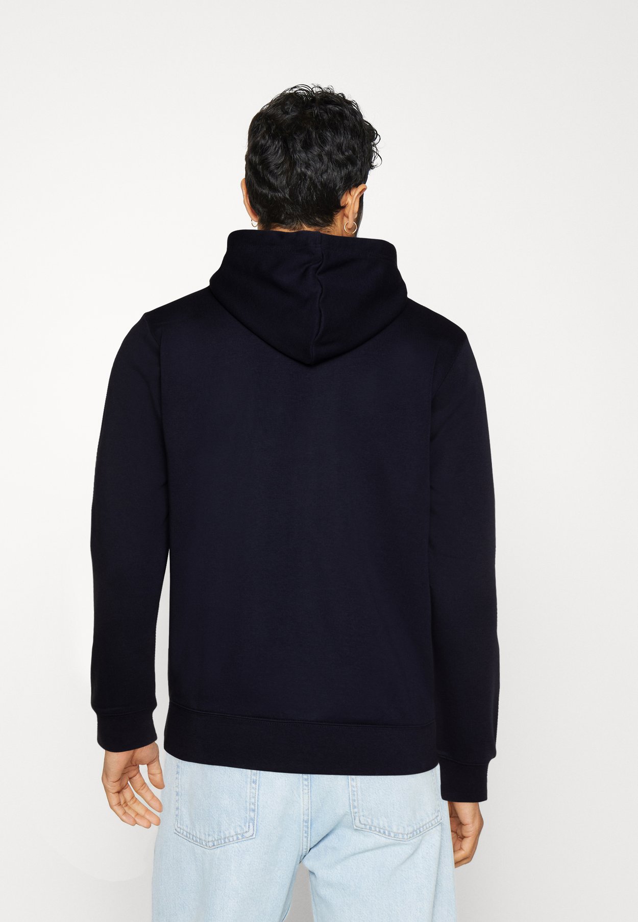 Kapuzenpullover