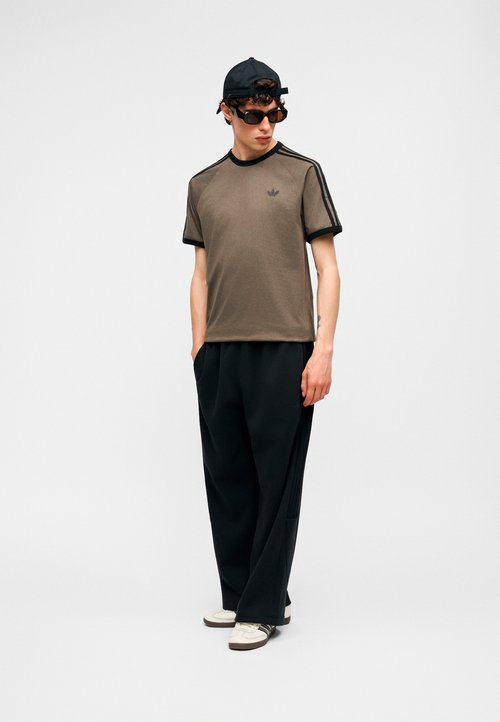 adidas Spacer Teamgeist 26 Cutline Open Hem Pants Asia Sizing 'Black' — foto 5