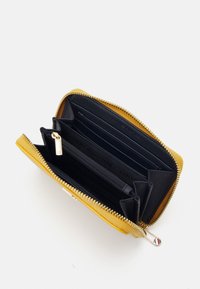 Tommy Hilfiger CHIC - Novčanik - city yellow