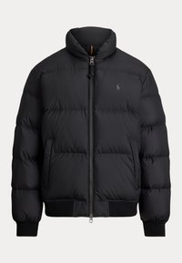 Επιλέχθηκε, polo black