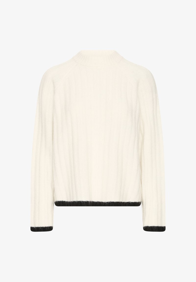 Suéter blanco de manga larga con cuello alto, presentado con ribete negro en los puños y el dobladillo.