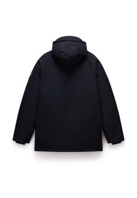 Sort hættetrøje vist bagfra, med lange ærmer og et lille rundt mærke på den øverste venstre arm.