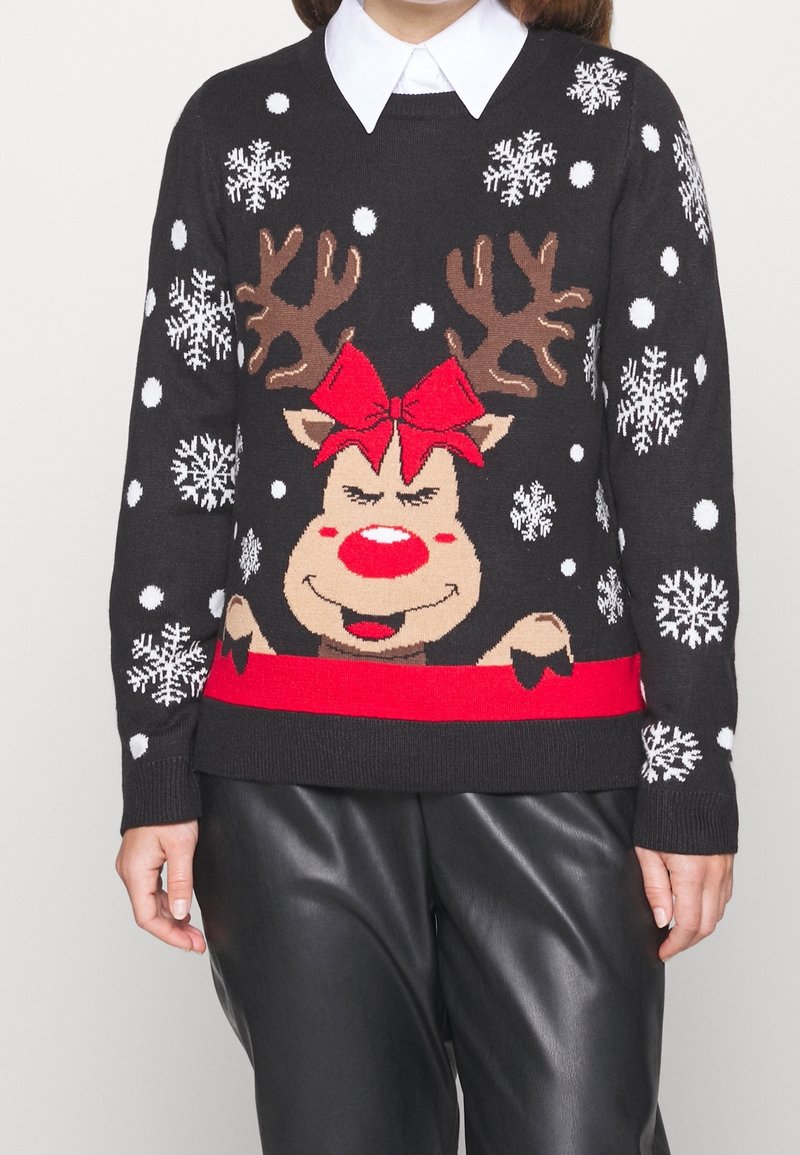 Svart stickad tröja med ett renmönster, röd näsa, båge och snöflingemönster i vitt; ribbade ärmslut och fåll.