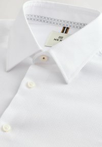 SLIM FIT - TEXTURED SLEEVE DOUBLE CUFF  - Skjorta - white