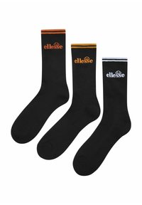 Trzy pary czarnych skarpet o ribbowanym wzorze. Każda z kontrastującymi paskami: pomarańczowym, żółtym i białym, z logo ellesse.