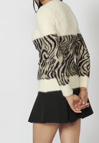 Koroshi Strickpullover - off-white