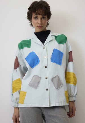 COLORED PATCH - Lichte jas - icy blue