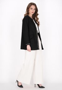 DreiMaster Palton scurt - black