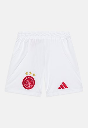 Pantalones cortos deportivos blancos con una cinturilla elástica. Presentan el logo de Ajax bordado en rojo y tres estrellas doradas. Logo de Adidas en rojo en el lado inferior.