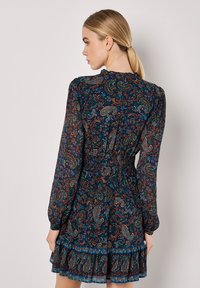 Apricot PAISLEY RUFFLE MINI - Vardagsklänning - navy