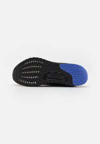 adidas Performance SUPERNOVA GORE-TEX® - Chaussures de running sur route - core black/grey/cobalt blue