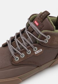 Globe MOTLEY - Sapatilhas de cano alto - chestnut/olive/summit