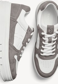 Tamaris - Sneakersy niskie