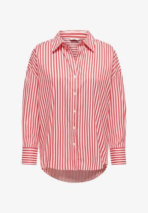 Rdeče-in-bele vertikalno prugaste srajce z dolgimi rokavi in smočastim ovratnikom, ki ima horizontalno prugaste manšete.