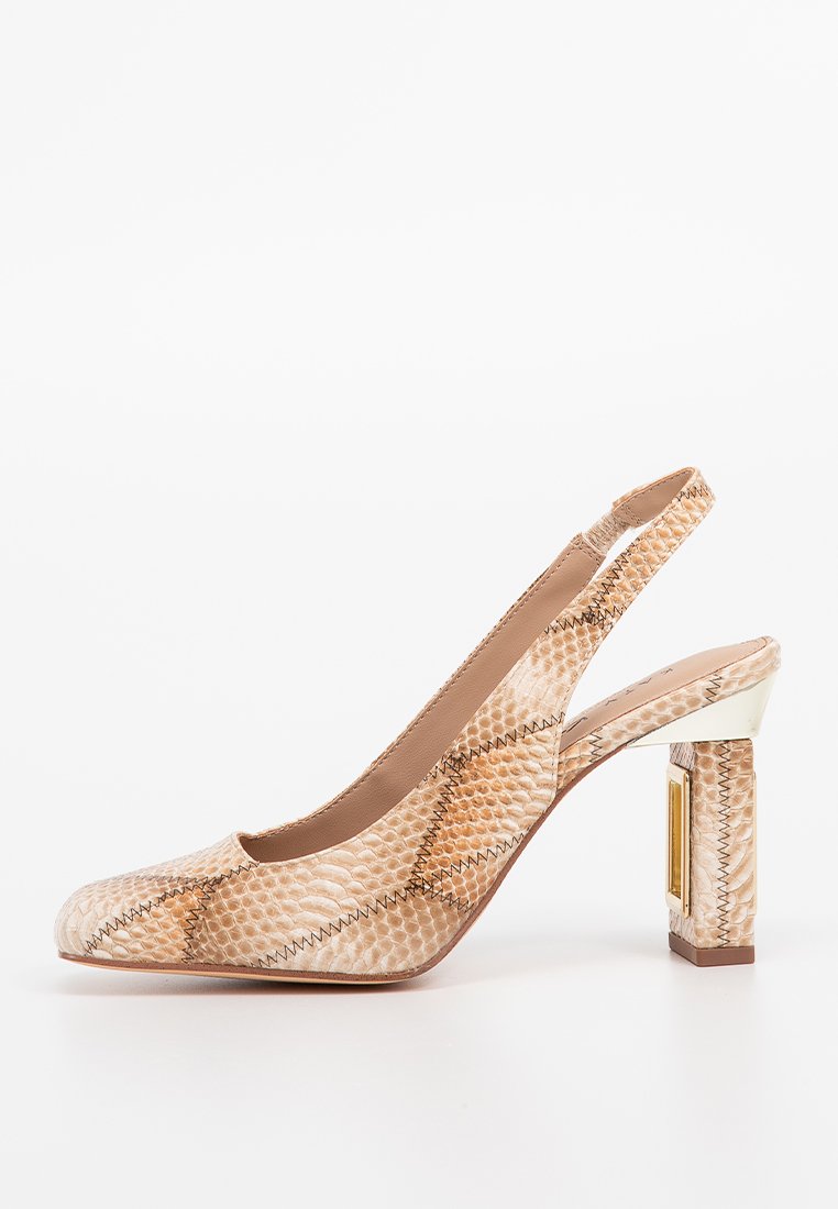 Katy Perry Hoge hakken beige Katy Perry Hoge hakken beige