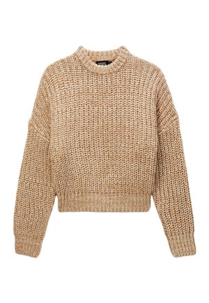 Pull en crochet de teintes beiges et brunes. Il présente un col montant et un design court avec des manches longues amples et un ourlet côtelé.