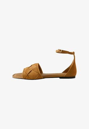 Next, REGULAR FIT - FOREVER COMFORT® WEAVE STRAP SANDAL - Sandaler - tan brown