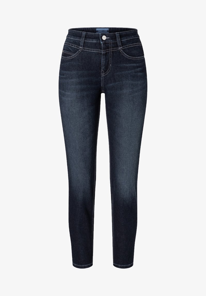 Jean en denim bleu foncé avec une coupe ajustée, design à cinq poches et surpiqûres contrastées. Présente une fermeture à bouton et à glissière à la taille.