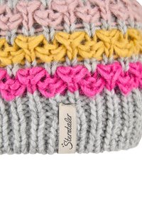 Knit hat with alternating textured bands in pink, yellow, and grey. Features a visible brand tag. Soft, woolen material with a thick structure.