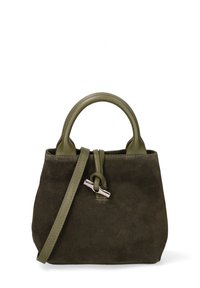 Borsa a tracolla in suede verde con manici superiori arrotondati, tracolla rimovibile e chiusura decorativa a toggle. Forma compatta con texture morbida.