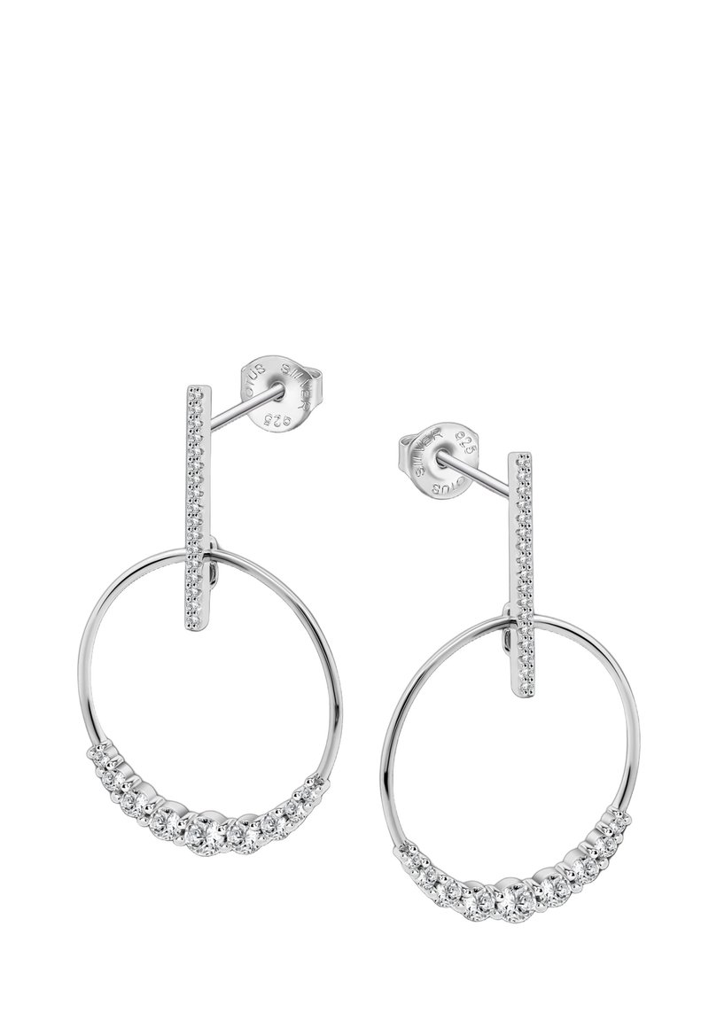 Boucles d'oreilles créoles en argent avec une barre verticale ornée de petites pierres précieuses claires et un motif texturé sur la barre. Design circulaire en forme de créole.