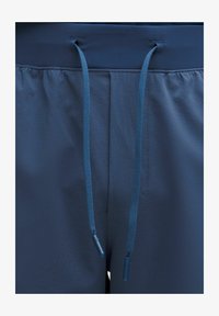 Valittu, blue twill