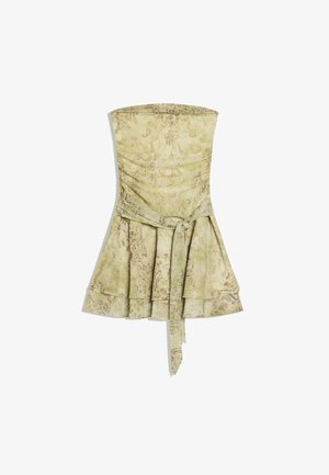 Abito corto senza spalline con motivo floreale, corpino arricciato, gonna a più strati e cintura a fiocco in tonalità verde tenue e beige.