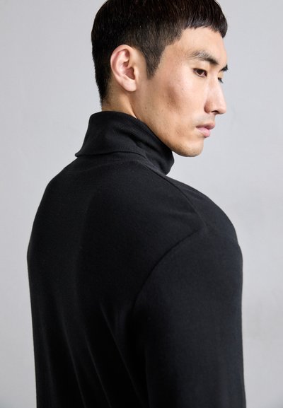 NN.07 CLIVE ROLL  - Strickpullover - black