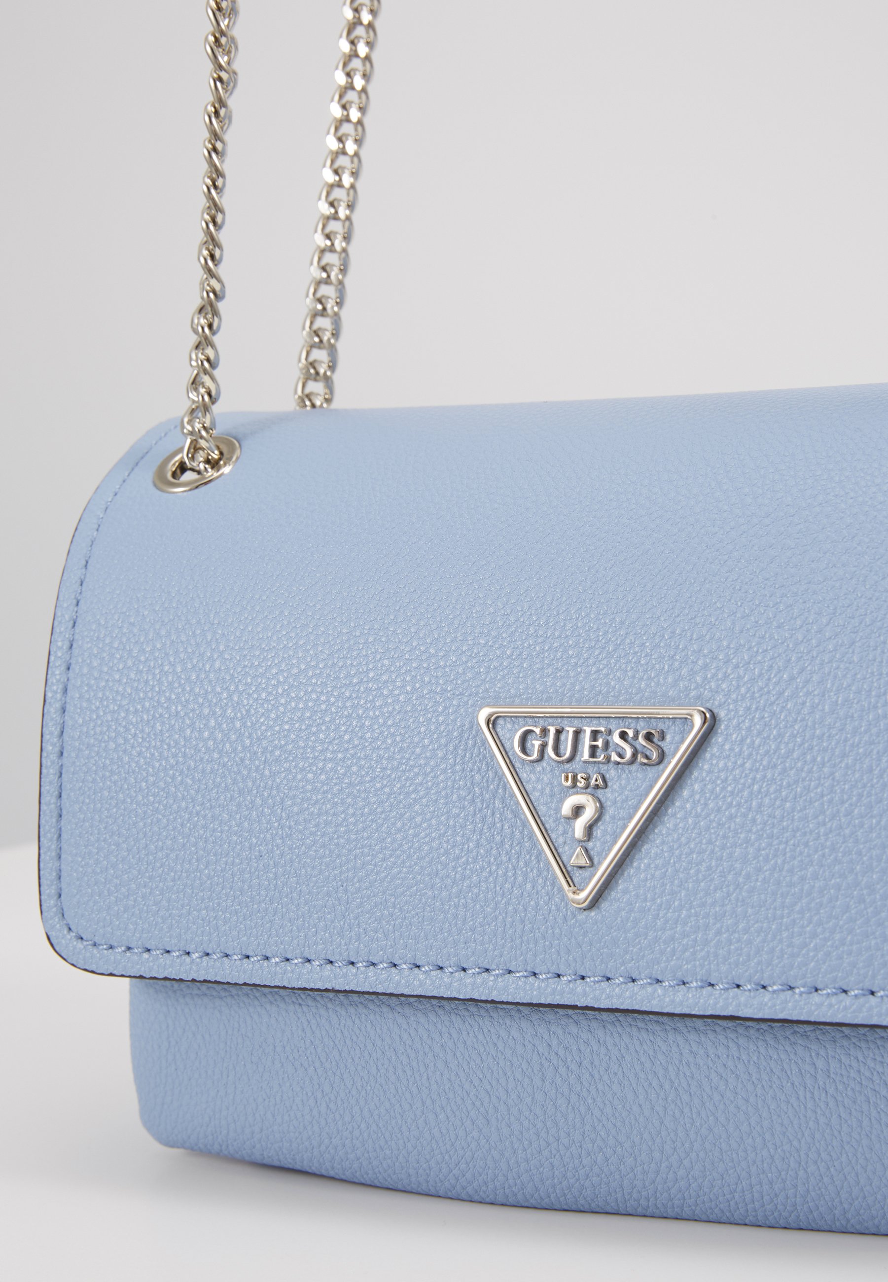 Guess NARITA CONVERTIBLE CROSSBODY Håndveske sky Guess NARITA CONVERTIBLE CROSSBODY Håndveske sky