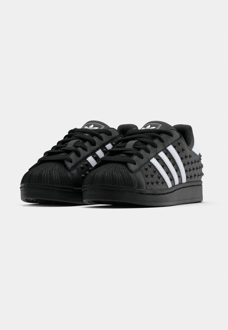 adidas gazelle silver green womens Adidas SUPERsTAR X Blessd. Blanca, Negra – SOOULSHOPP