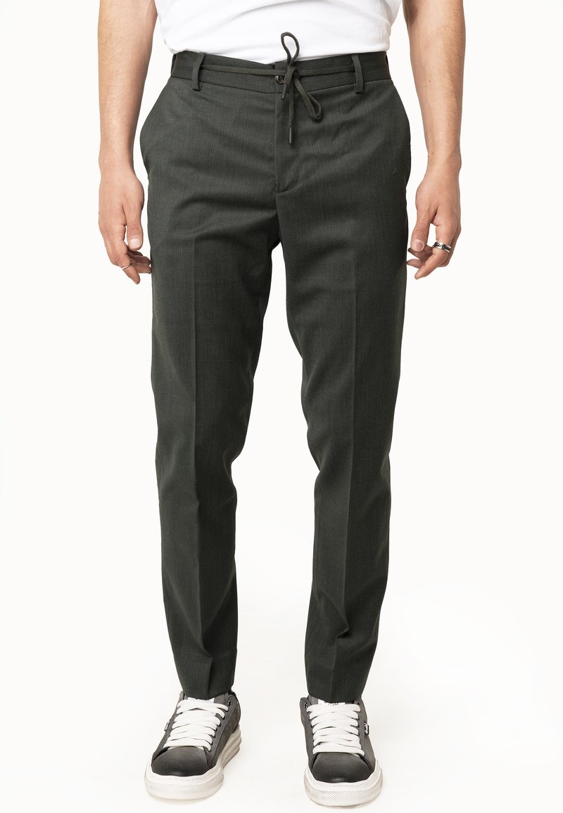 Drudd Italia D-GOLDES - Trousers - military-green