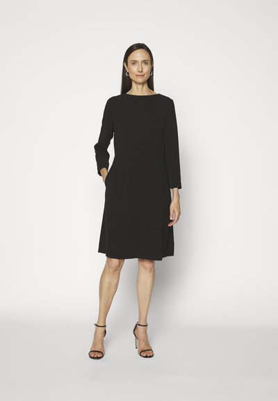 ASPESI Φόρεμα σε ίσια γραμμή - nero / black