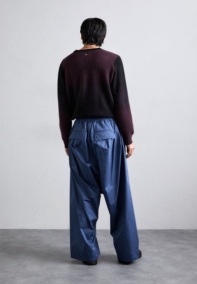 Vivienne Westwood BALLOON - Kelnės - navy