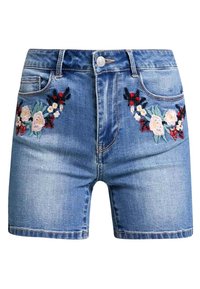 Pantalones cortos de denim azul con bordado floral en la parte delantera en rojo, rosa, blanco y verde, que cuentan con bolsillos, trabillas para cinturón y cierre de botón.