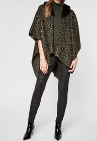 s.Oliver BLACK LABEL Sweter