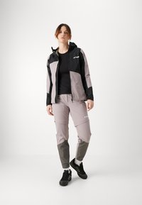Adidas Terrex Hardshell-jakke - preloved fig/black