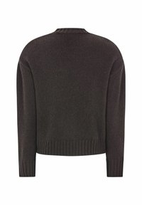 Mörkbrun stickad tröja med ribbat mönster, rund halsringning och långa ärmar. Har en ribbad nederkant och muddar för en figurnära finish.