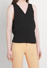 Pepe Jeans Skinny-Farkut - apricot