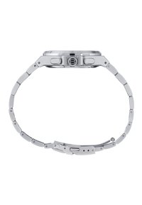 Montre-bracelet en acier inoxydable argenté avec un boîtier rond, une lunette lisse et un bracelet à maillons avec un fermoir déployant. Aucun marquage visible.