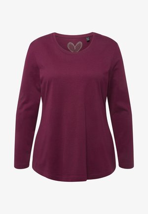 Ilga rankovė marškiniai giliai vyno raudonos spalvos, pagaminti iš minkštos medžiagos, su apvaliu iškirpimu ir širdelių raštu šalia apykaklės.