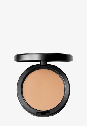 MAC STUDIO FIX POWDER PLUS FOUNDATION - Fond de teint - c3.5