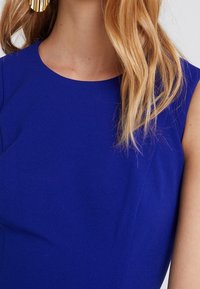 DKNY Sukienka z dżerseju